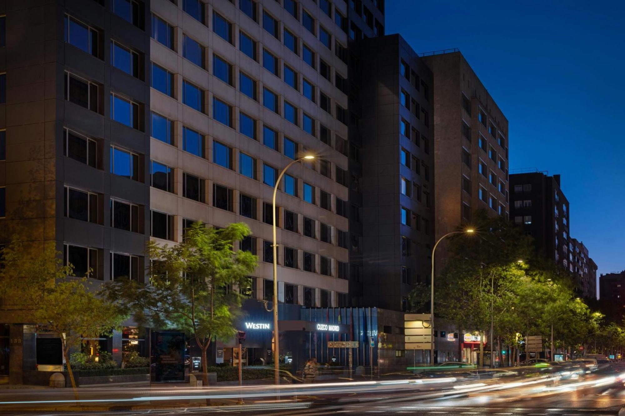 Hotel The Westin Madrid Cuzco Exterior foto